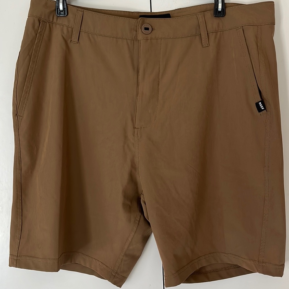 Reef board shorts size 34 never worn